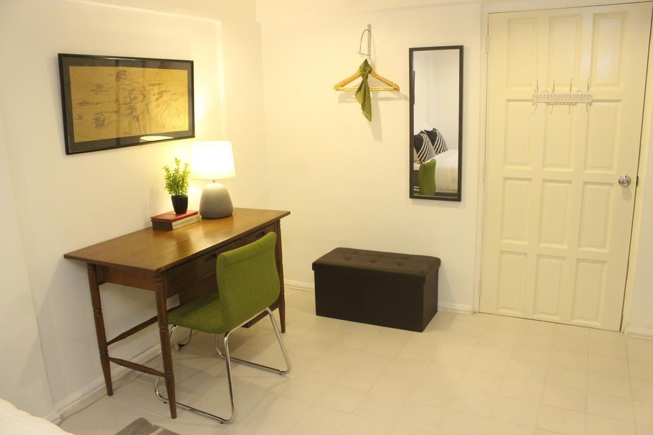 The White Bed And Breakfast Bacolod Bagian luar foto