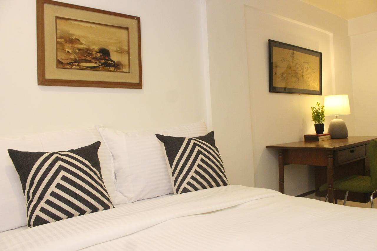 The White Bed And Breakfast Bacolod Bagian luar foto