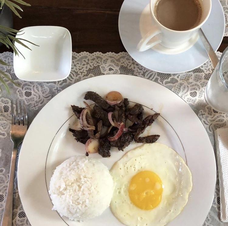 The White Bed And Breakfast Bacolod Bagian luar foto