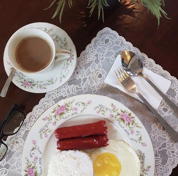 The White Bed And Breakfast Bacolod Bagian luar foto