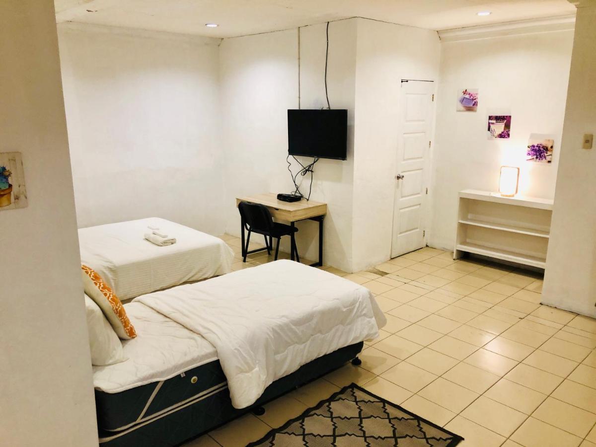 The White Bed And Breakfast Bacolod Ruang foto