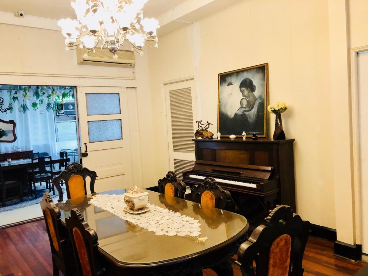 The White Bed And Breakfast Bacolod Bagian luar foto